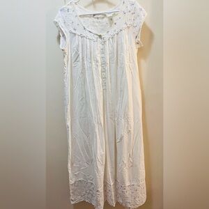 Eileen West Vintage Cap-sleeve Nightgown